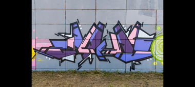 Graffiti Wall - Photo by mini