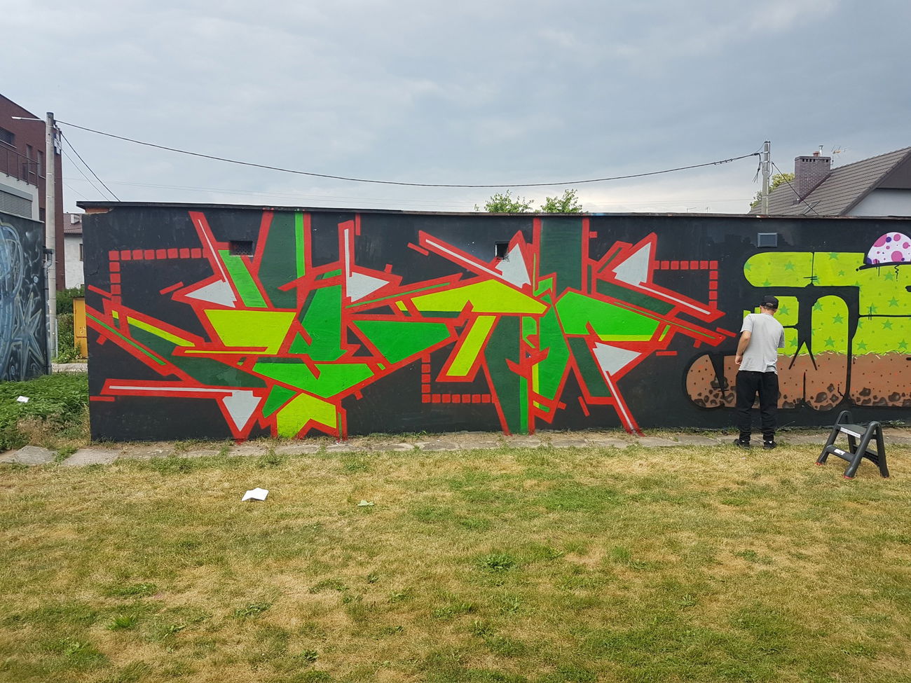 Graffiti Wall - Photo by mini