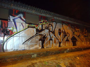 Graffiti Bombing - Photo by mioer - mioer