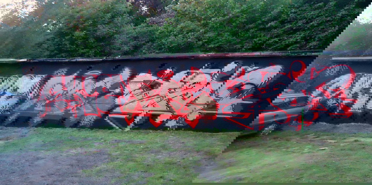 Graffiti Wall - Photo by mioer