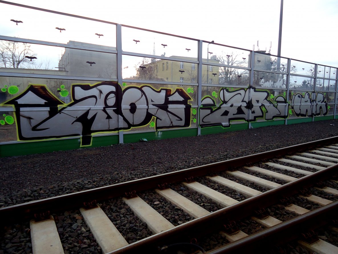 Graffiti Bombing - Photo by mioer