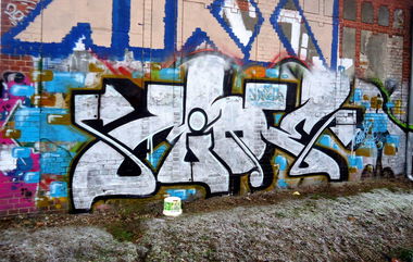 Graffiti Bombing - Photo by mioer