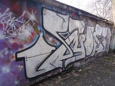 Graffiti Bombing - Photo by mioer