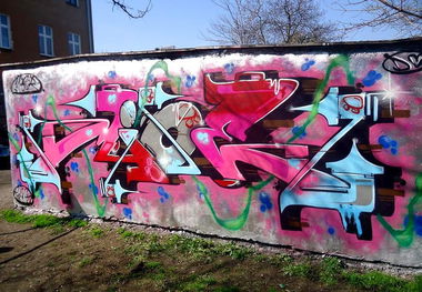 Graffiti Wall - Photo by mioer