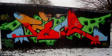 Graffiti Bombing - Photo by mioer