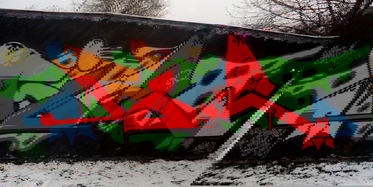 Graffiti Bombing - Photo by mioer