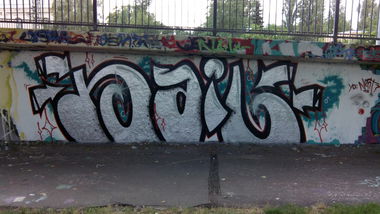 Graffiti Bombing - Photo by mirakoli - nail