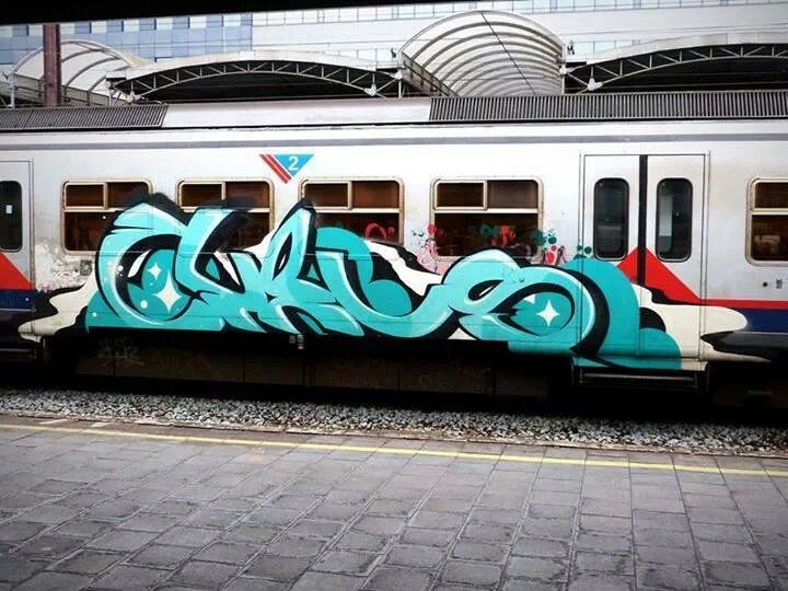 Graffiti Train - Photo by miran_137 - cyrusmega