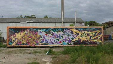 Graffiti Wall - Photo by mist - mist, pheps, tanes (2012)