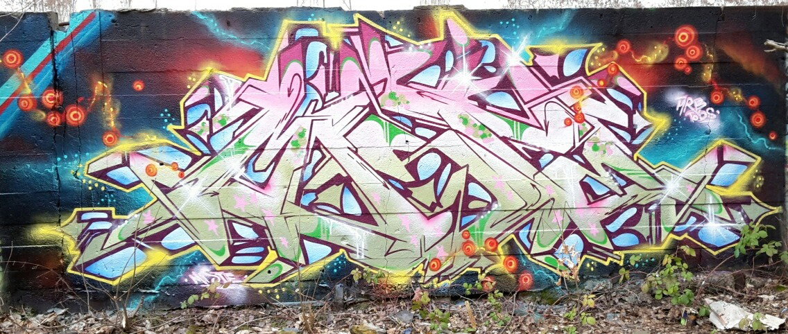 Graffiti Wall in Berlin  - Photo by mist - Mist, miste, mrb (2016)