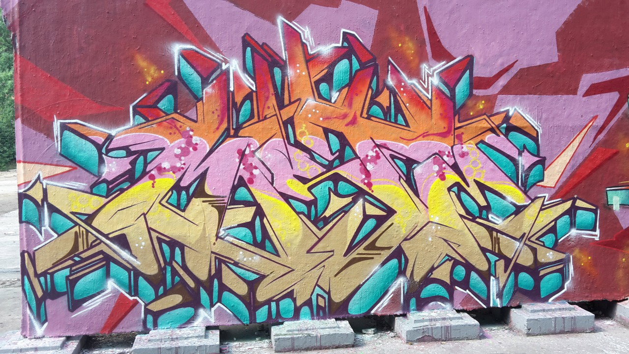Graffiti Wall in Berlin  - Photo by mist - Mist, tods, mrb (2016)