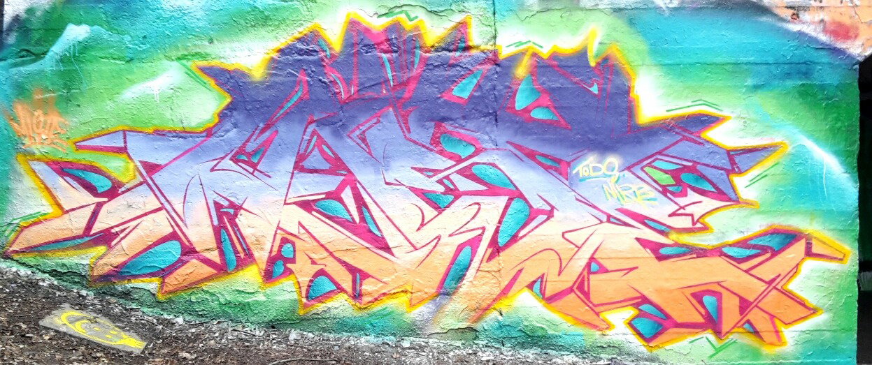 Graffiti Wall in Berlin - Photo by mist - Tods, mrb (2017)