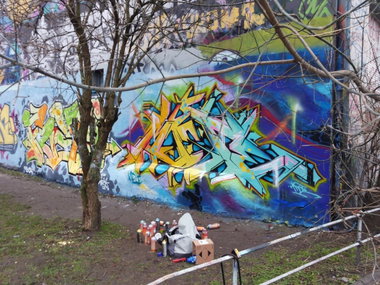 Graffiti Wall in Berlin - Photo by mist - mist, mrb (2015)