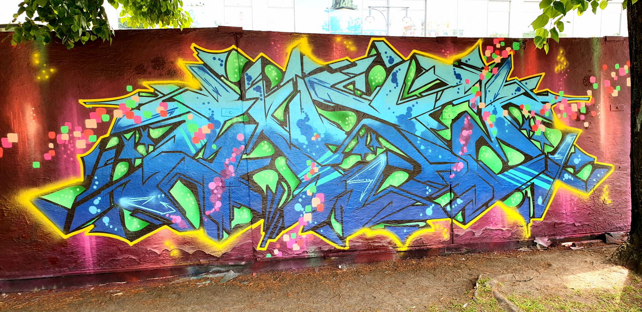 Graffiti Wall - Photo by mist (2020)
