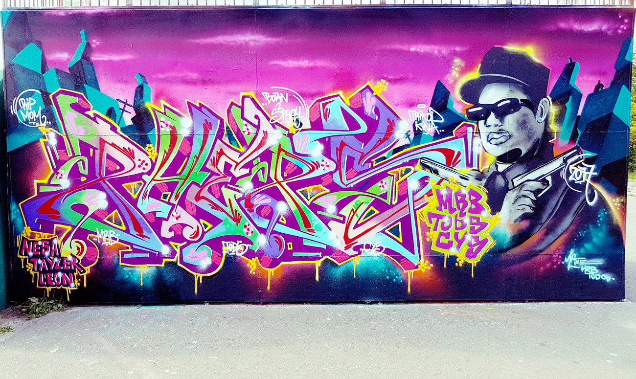 Graffiti Wall in Berlin - Photo by mist - mist, tods, tornados (2017)