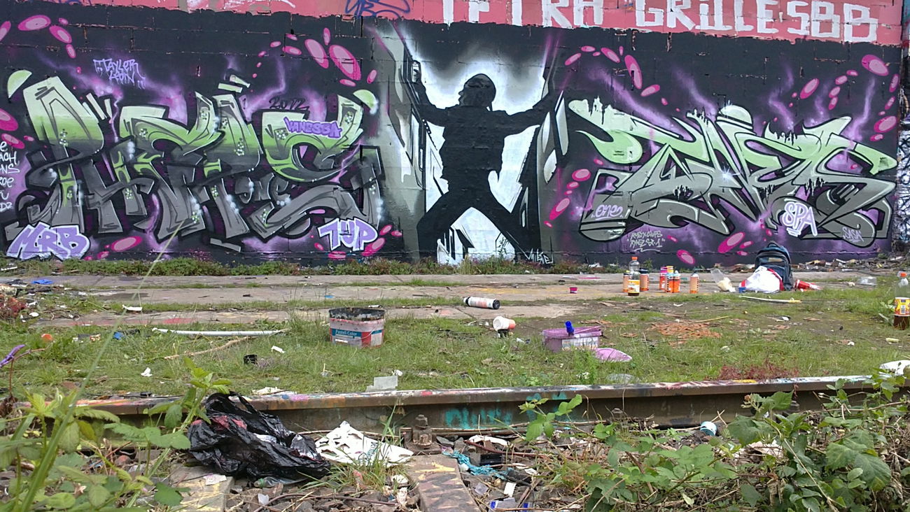 Graffiti Wall in Deutschland - Photo by mist - Pheps, Mist, Mistie (2012)