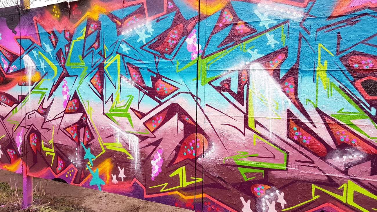 Graffiti Wall - Photo by mist (2019)
