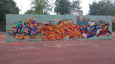 Graffiti Wall - Photo by mist - Mist;Syrus, Tanes, MRB (2013)