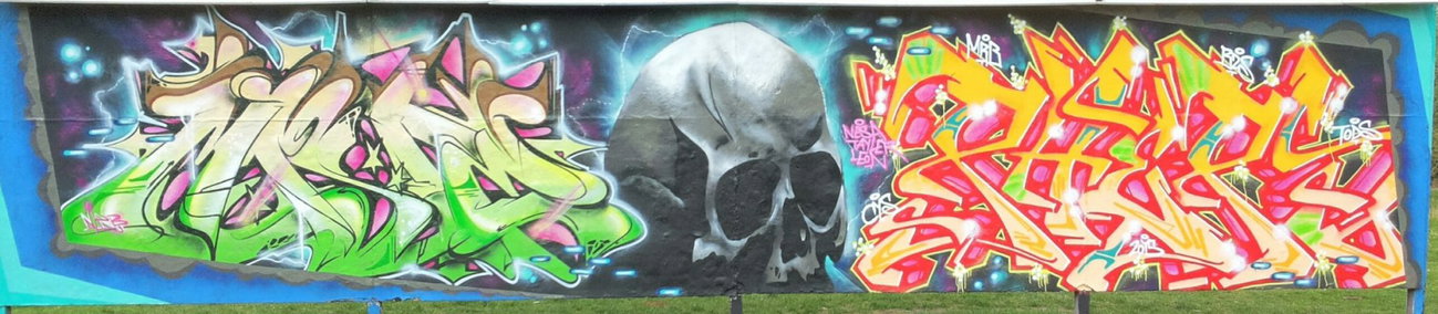 Graffiti Wall - Photo by mist - mist, mrb, pheps (2015)