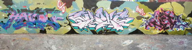 Graffiti Wall in Berlin - Photo by mist - Havoc, sloke, mist (2015)