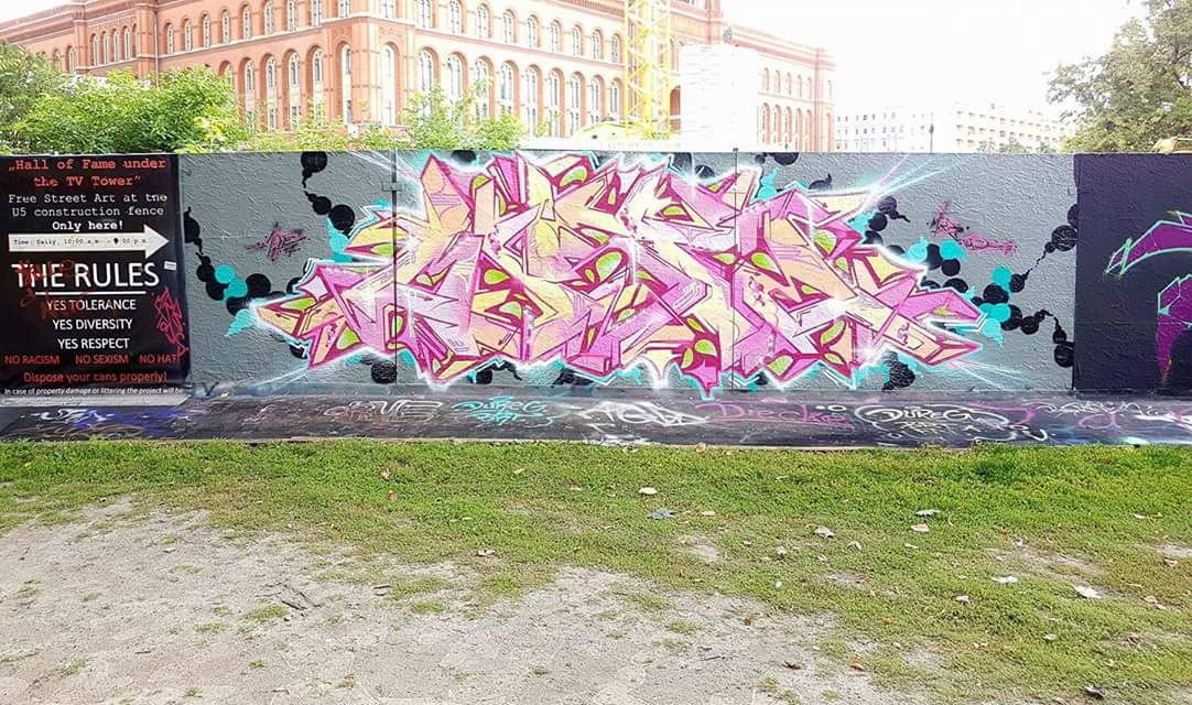 Graffiti Wall in Berlin - Photo by mist - mist, tods, tornados (2017)