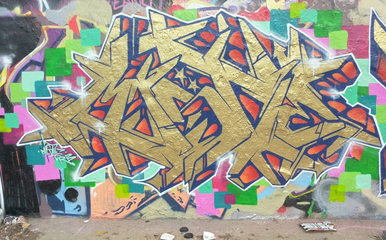 Graffiti Wall in berlin - Photo by mist - mist, mrb (2015)