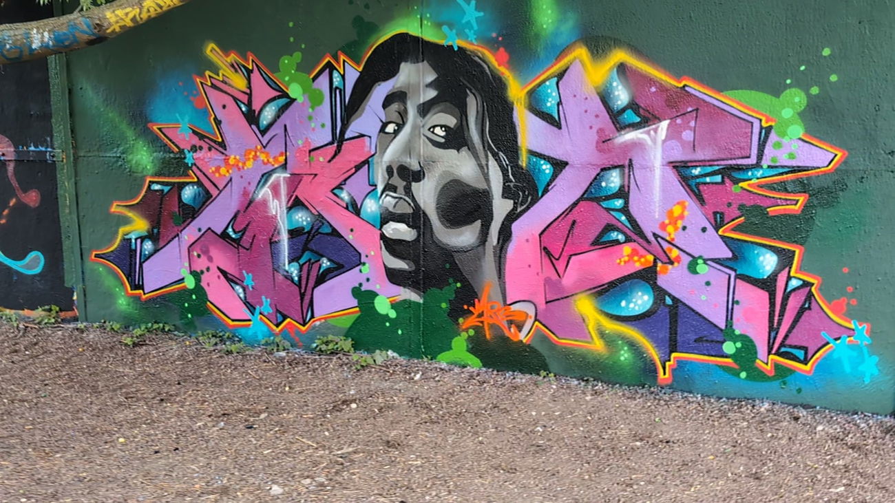 Graffiti Wall in Berlin - Photo by mist (2024)