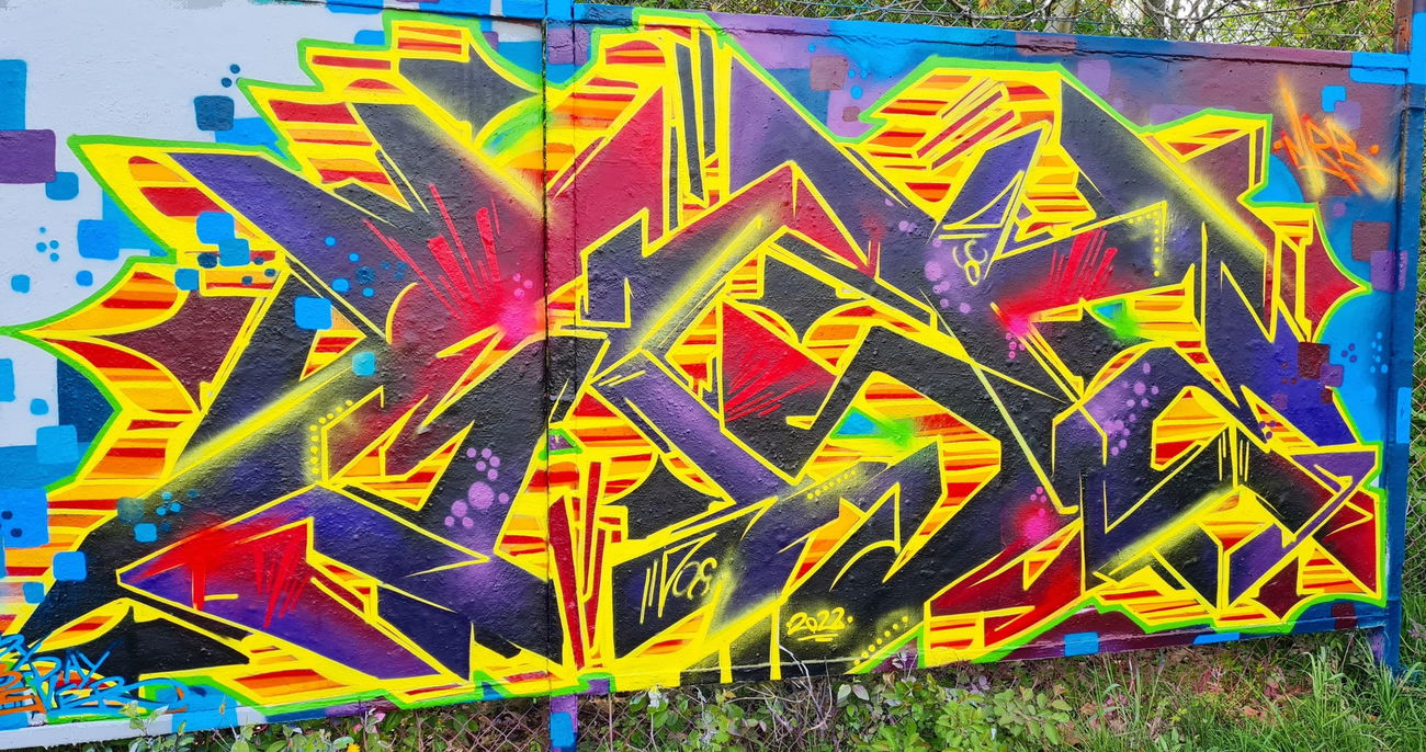 Graffiti Wall - Photo by mist (2022)