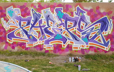 Graffiti Wall in Berlin - Photo by mist - pheps, Mist, mrb (2017)