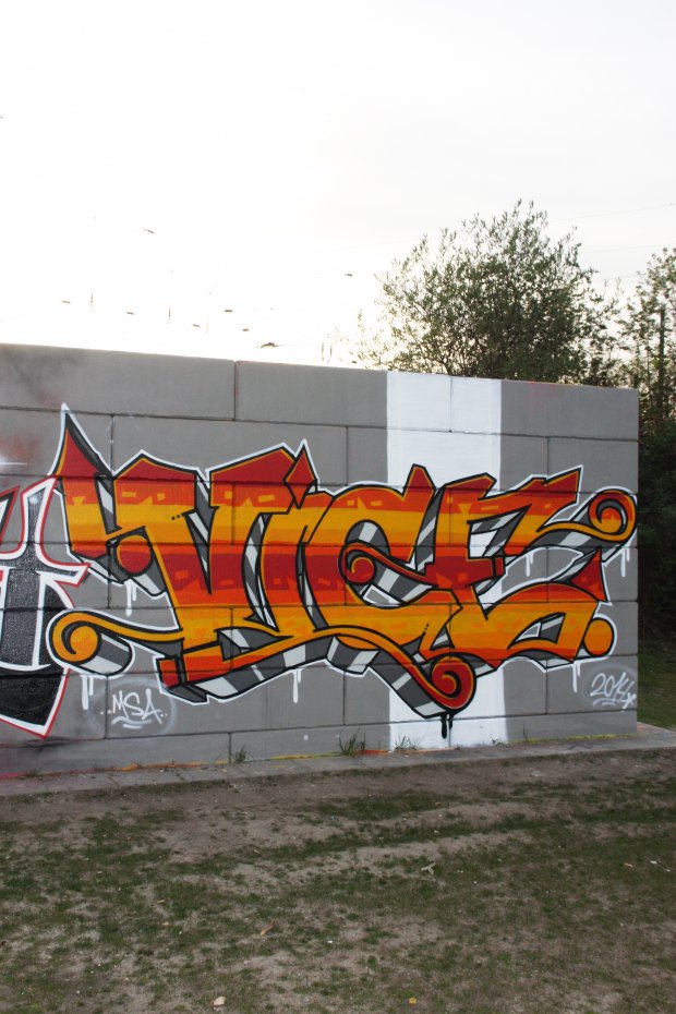 Graffiti Wall - Photo by mistanice - vice, msa (2014)