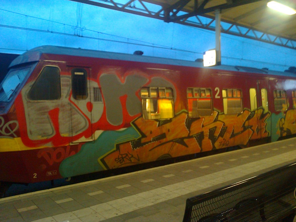 Graffiti Train - Photo by misticbromberg