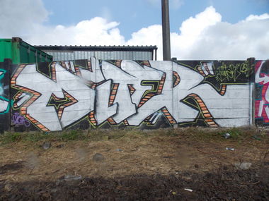 Graffiti Wall - Photo by mitesone - mit (2013)