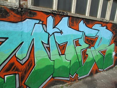 Graffiti Wall - Photo by mitesone