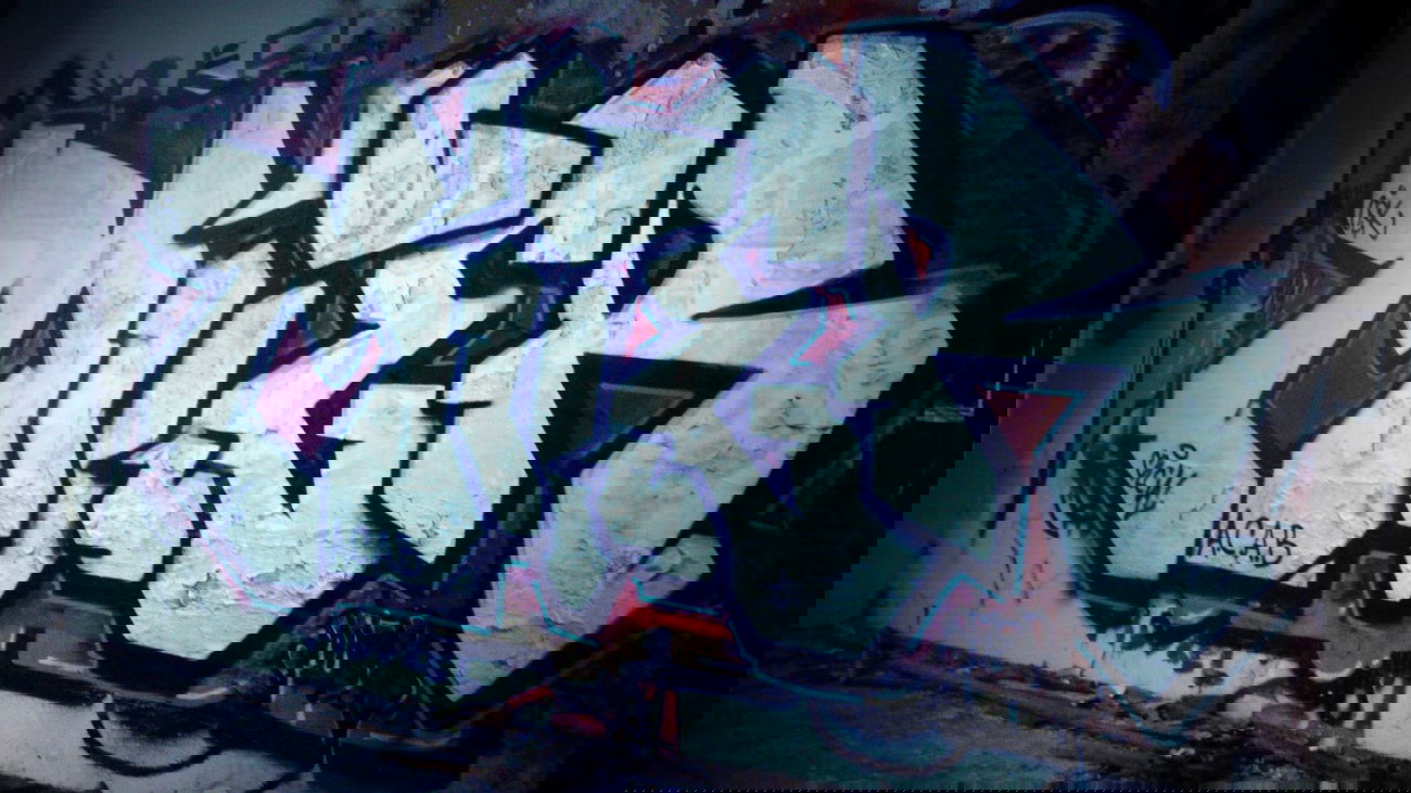 Graffiti Wall - Photo by mitesone