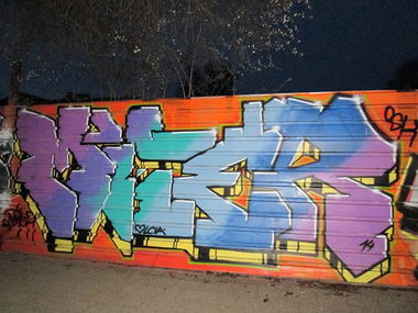 Graffiti Wall - Photo by mitesone - miter
