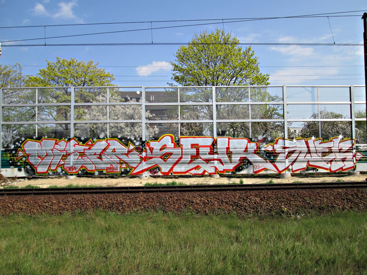 Graffiti Wall - Photo by mitesone - seyk, miter, swek