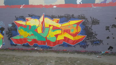 Graffiti Wall - Photo by mochichichi - ruff, coa