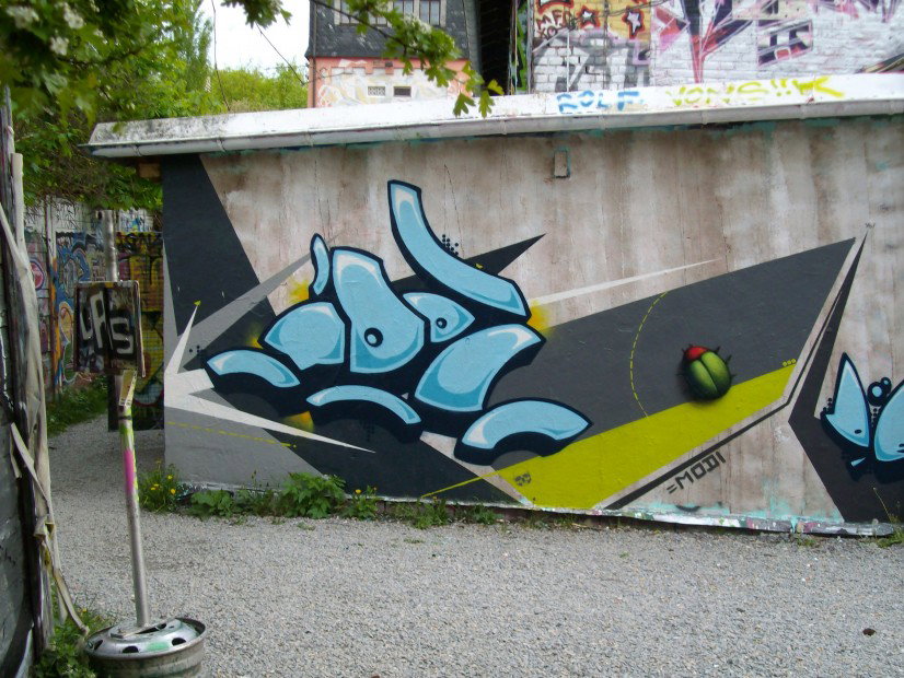 Graffiti Wall - Photo by modi
