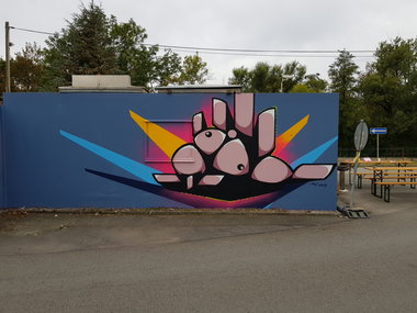 Graffiti Wall - Photo by modi