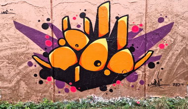 Graffiti Wall - Photo by modi