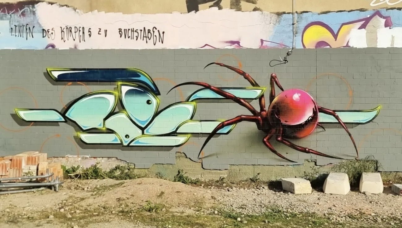 Graffiti Wall - Photo by modiaoc