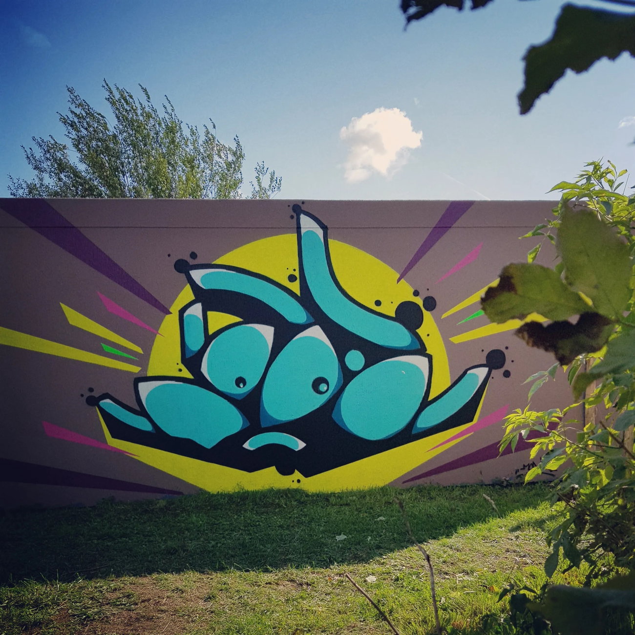 Graffiti Wall - Photo by modiaoc