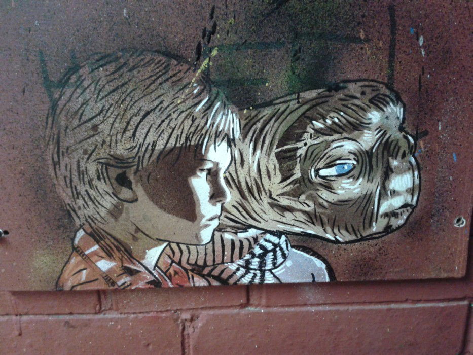 Graffiti Street Art in Berlin - Photo by moe79 - ET, Elliot, streetart