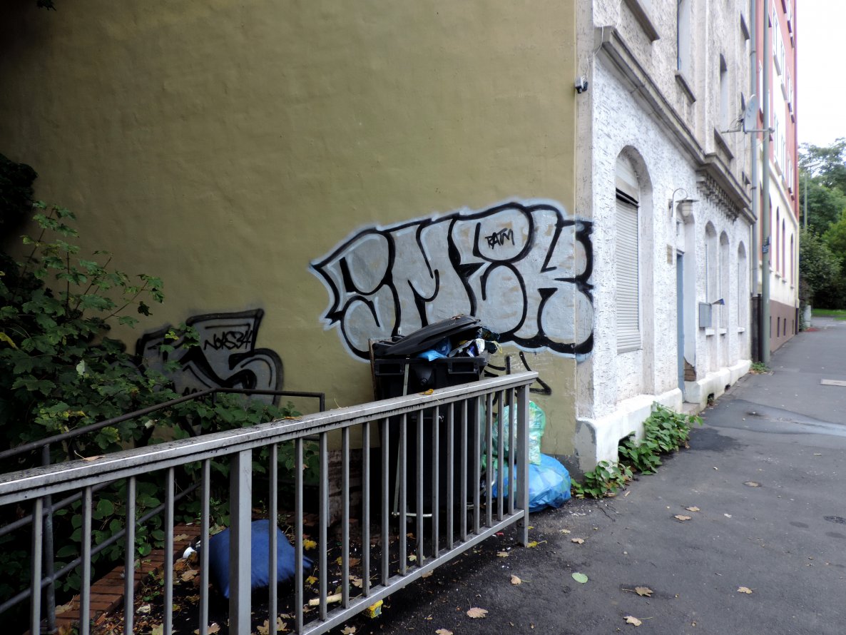 Graffiti Wall in Kassel - Photo by mois - smek, ratm, noks34 (2012)