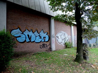 Graffiti Bombing in Kassel - Photo by mois - smek, ratm, zoom (2012)