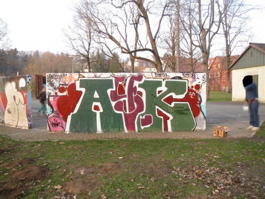 Graffiti Wall - Photo by montagsmaler