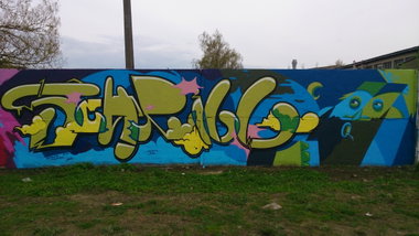 Graffiti Wall in Deutschland - Photo by moon - schrill