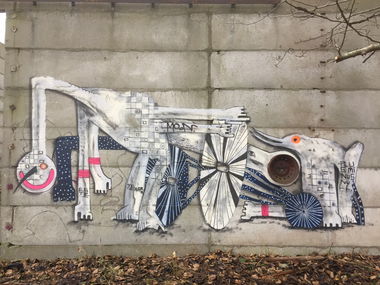 Graffiti Wall - Photo by moon - moon, plus, minus (2017)