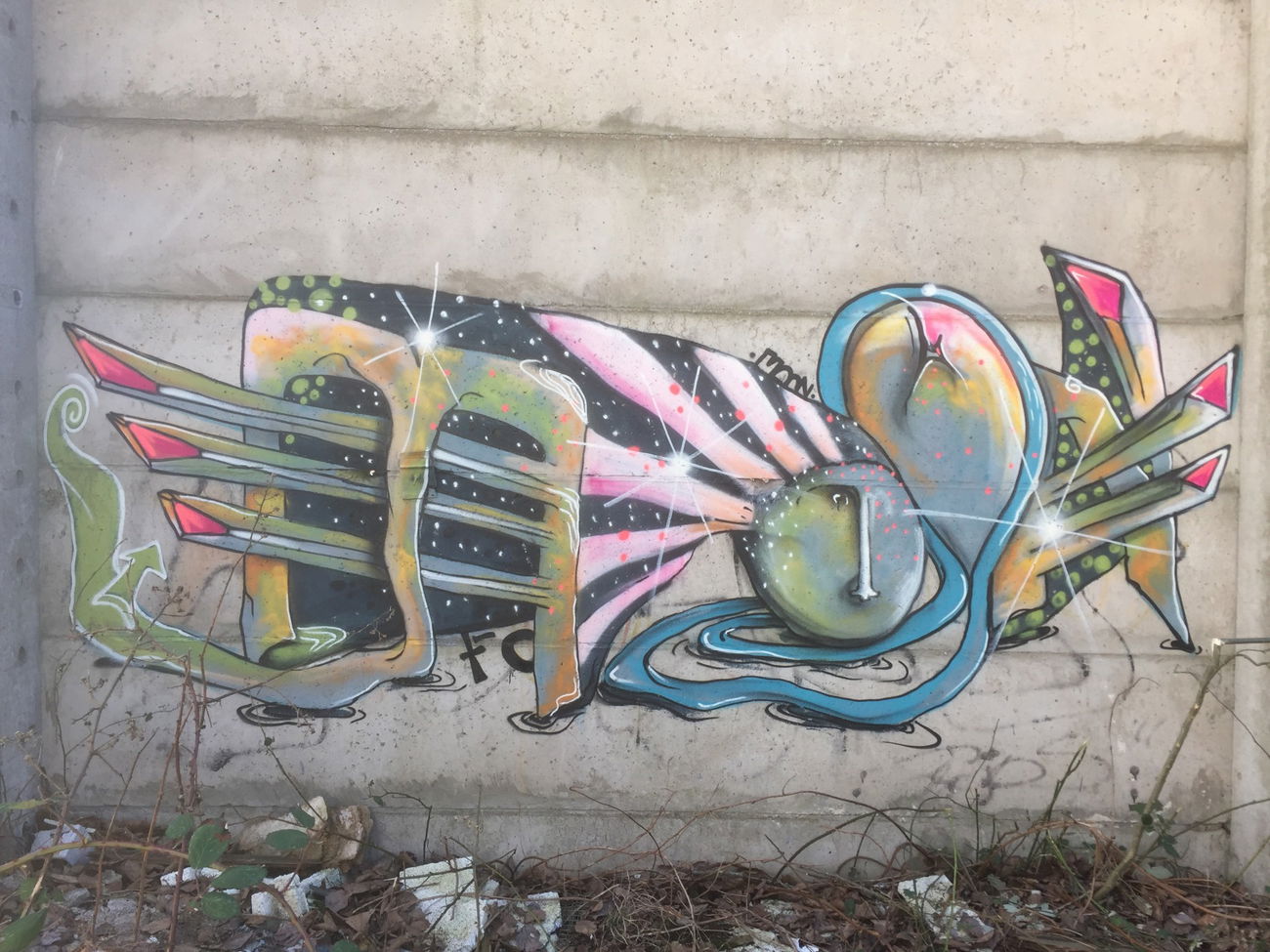 Graffiti Wall - Photo by moon - moon (2017)