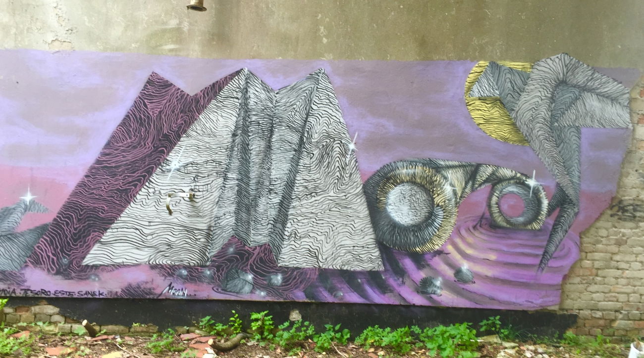 Graffiti Wall - Photo by moon - MoonPlusminusnullLostplace (2016)